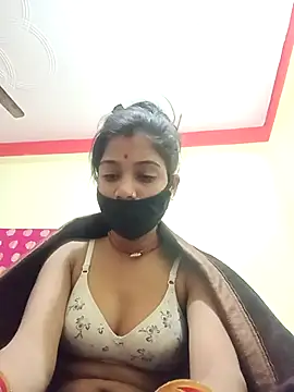 Snapshot of Basanti_143 chatting on 17, 11, 2025 Basanti 143 online show from 17, 11, 2025