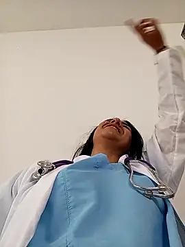 CAROLINE  07 online show from 15, 4, 2026