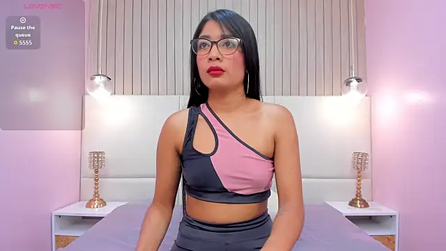 MelanyWayne  online show from 19, 2, 2026