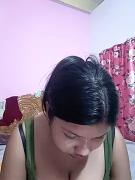 Snapshot of Redchery chatting on 13, 7, 2026 Redchery online show from 13, 7, 2026