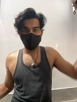 Snapshot of hottestboy03 chatting on 11, 9, 2025 hottestboy03 online show from 11, 9, 2025