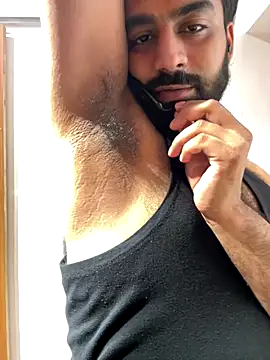 Snapshot of hottestboy03 chatting on 24, 9, 2025 hottestboy03 online show from 24, 9, 2025