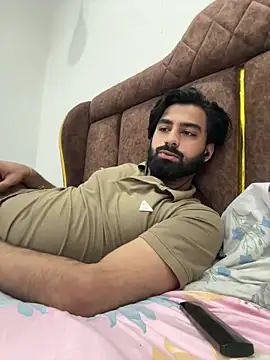 Snapshot of hottestboy03 chatting on 6, 10, 2025 hottestboy03 online show from 6, 10, 2025