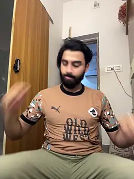 Snapshot of hottestboy03 chatting on 8, 10, 2025 hottestboy03 online show from 8, 10, 2025