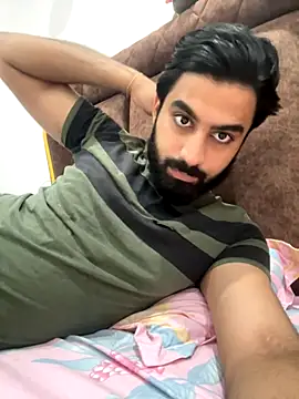 Snapshot of hottestboy03 chatting on 9, 10, 2025 hottestboy03 online show from 9, 10, 2025