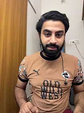 Snapshot of hottestboy03 chatting on 13, 10, 2025 hottestboy03 online show from 13, 10, 2025