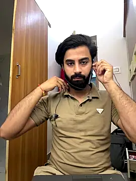 Snapshot of hottestboy03 chatting on 16, 10, 2025 hottestboy03 online show from 16, 10, 2025