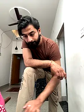 Snapshot of hottestboy03 chatting on 18, 10, 2025 hottestboy03 online show from 18, 10, 2025