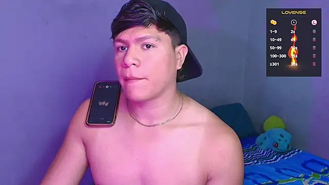 Snapshot of Alejandro_Vt chatting on 22, 12, 2025 Alejandro Vt online show from 22, 12, 2025