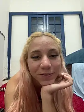 Snapshot of Bruna551 chatting on 30, 9, 2025 Bruna551 online show from 30, 9, 2025