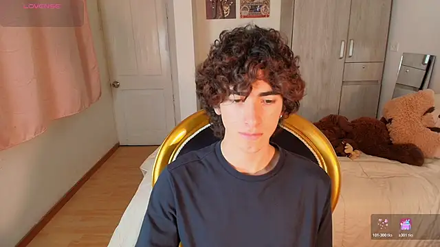 Nude Boy18 online show from 22, 11, 2025