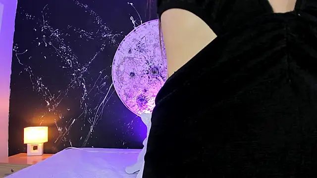 CarlySommers online show from 10, 10, 2025