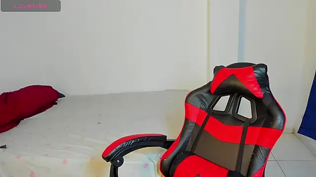 Snapshot of yumi_hanna chatting on 6, 3, 2026 yumi hanna online show from 6, 3, 2026