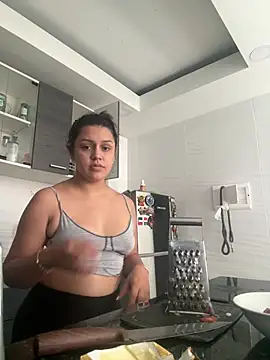 Snapshot of lunita_sweet5 chatting on 27, 6, 2026 lunita sweet5 online show from 27, 6, 2026