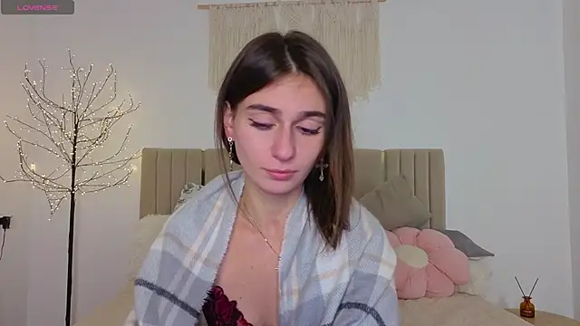 Little mia   online show from 19, 11, 2025