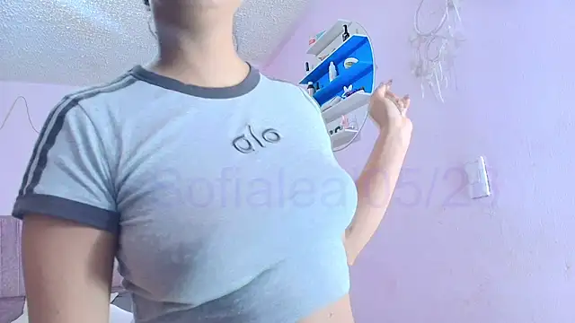 MiSofialeal online show from 27, 5, 2026