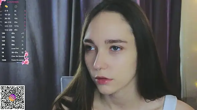 Snapshot of SoftieDream chatting on 13, 11, 2025 SoftieDream online show from 13, 11, 2025