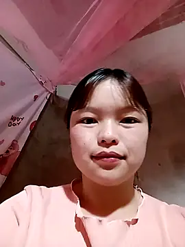 XoiXoi232 online show from 25, 10, 2025