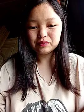 XoiXoi232 online show from 23, 4, 2026