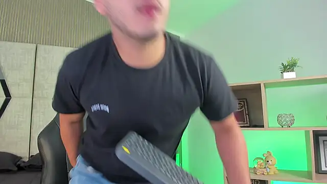 Axel grey  online show from 15, 3, 2026