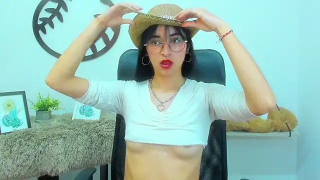  Amatista Fire online show from 22, 10, 2025