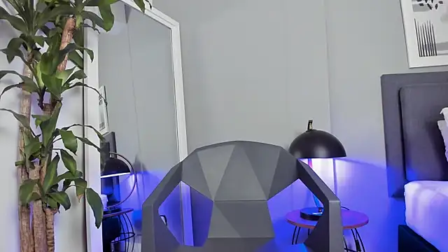 Tylerffoxx online show from 26, 10, 2025