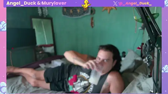 Snapshot of Angel_Duck chatting on 30, 4, 2026 Angel Duck online show from 30, 4, 2026