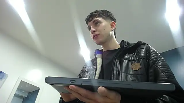 Jheampiiero online show from 25, 11, 2025