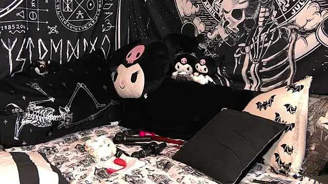 Paige Turner online show from 7, 1, 2026