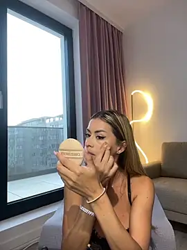  Luxie  online show from 21, 10, 2025