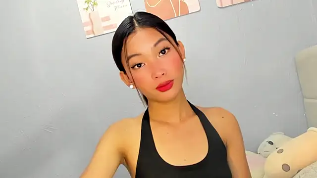 Snapshot of Anne_the_virgin chatting on 28, 10, 2025 Anne the virgin online show from 28, 10, 2025