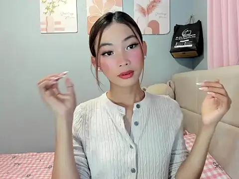 Snapshot of Anne_the_virgin chatting on 8, 4, 2026 Anne the virgin online show from 8, 4, 2026
