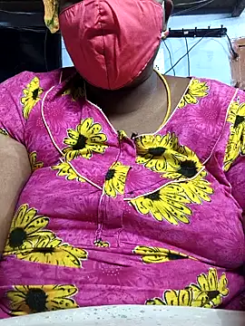 Snapshot of TAMIL_ELAKKIYA chatting on 9, 9, 2025 TAMIL ELAKKIYA online show from 9, 9, 2025