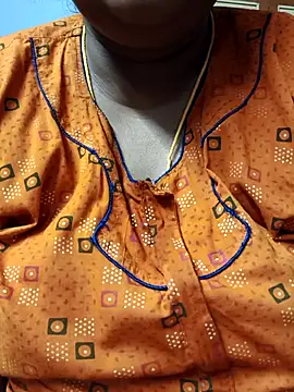 Snapshot of TAMIL_ELAKKIYA chatting on 27, 9, 2025 TAMIL ELAKKIYA online show from 27, 9, 2025