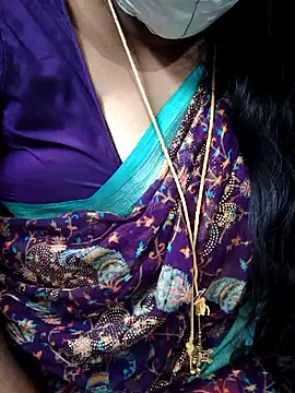 Snapshot of TAMIL_ELAKKIYA chatting on 25, 11, 2025 TAMIL ELAKKIYA online show from 25, 11, 2025