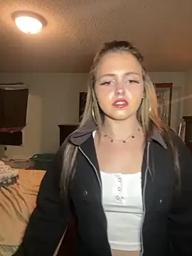 JuicyExxxperience online show from 23, 10, 2025