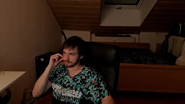 Snapshot of Bez3ybik chatting on 10, 1, 2026 Bez3ybik online show from 10, 1, 2026