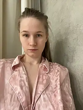 Snapshot of belka22_ chatting on 2, 12, 2025 belka22 online show from 2, 12, 2025