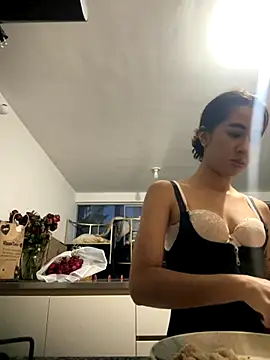 Kassie Collins online show from 26, 9, 2025