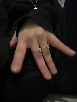 Only April online show from 27, 3, 2026