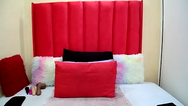 BigAssjuicy26 online show from 16, 2, 2026