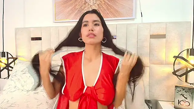 Snapshot of Baby-Rouse_ chatting on 30, 10, 2025 Baby-Rouse online show from 30, 10, 2025