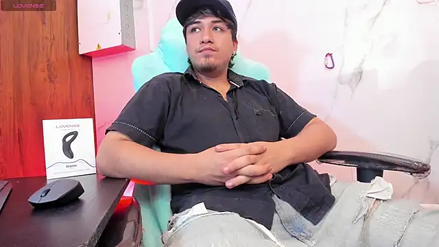 Snapshot of juanmechanic_ chatting on 28, 5, 2026 juanmechanic online show from 28, 5, 2026