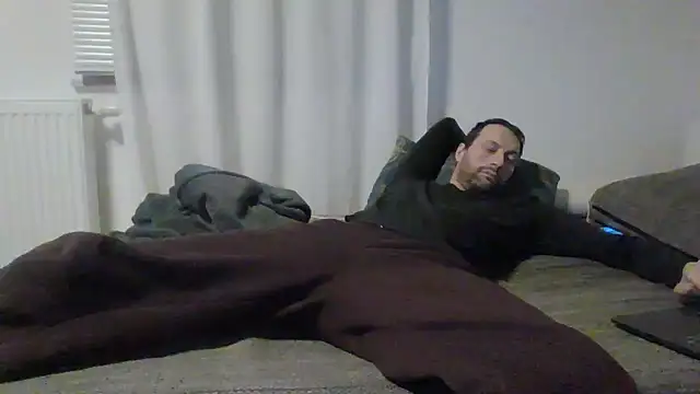 Snapshot of XLBarehengst chatting on 5, 1, 2026 XLBarehengst online show from 5, 1, 2026