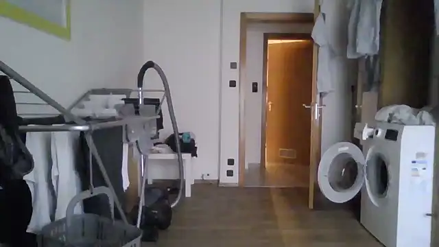 Snapshot of XLBarehengst chatting on 31, 3, 2026 XLBarehengst online show from 31, 3, 2026