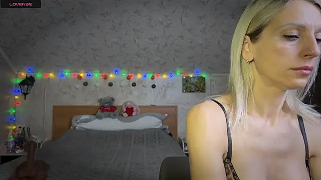 CleoSecret online show from 17, 12, 2025