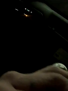 Snapshot of shakeweight chatting on 27, 10, 2025 shakeweight online show from 27, 10, 2025