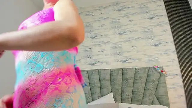 ShanelEvans online show from 10, 1, 2026