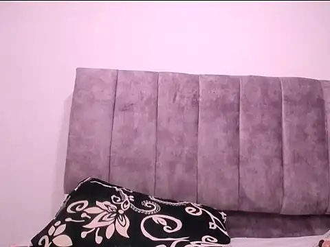 Snapshot of Luciana_hardmand chatting on 15, 10, 2025 Luciana hardmand online show from 15, 10, 2025