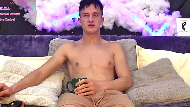 Snapshot of SirReed chatting on 26, 9, 2025 SirReed online show from 26, 9, 2025